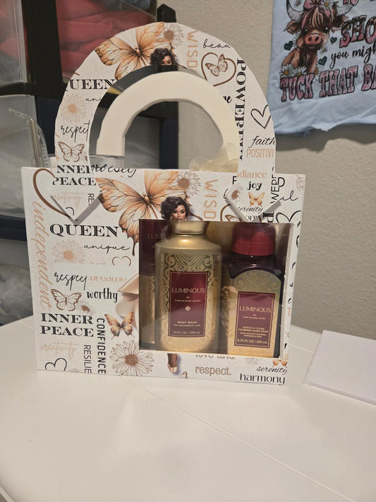 Queen Valentine's Day Gift Box